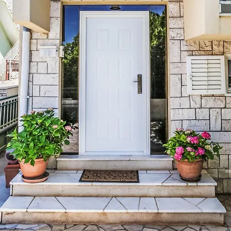 Apartmán Nikica-2 By Interhome Brodarica (Sibenik-Knin)