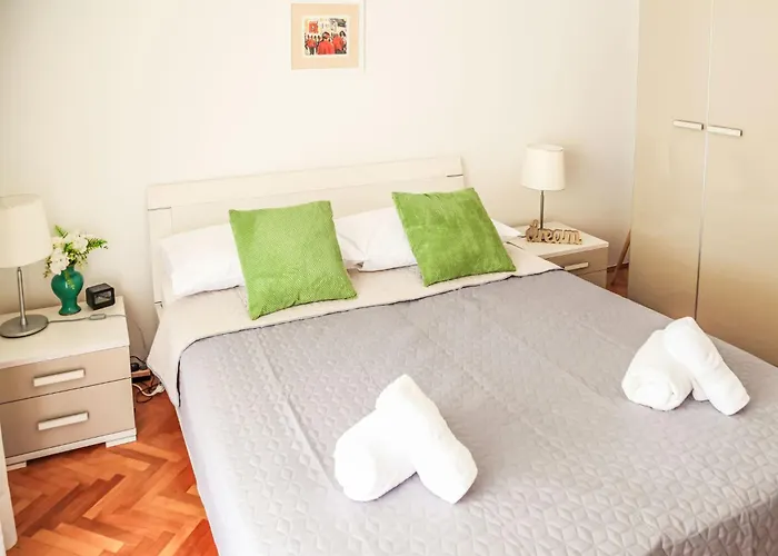 Nikica-2 By Interhome *